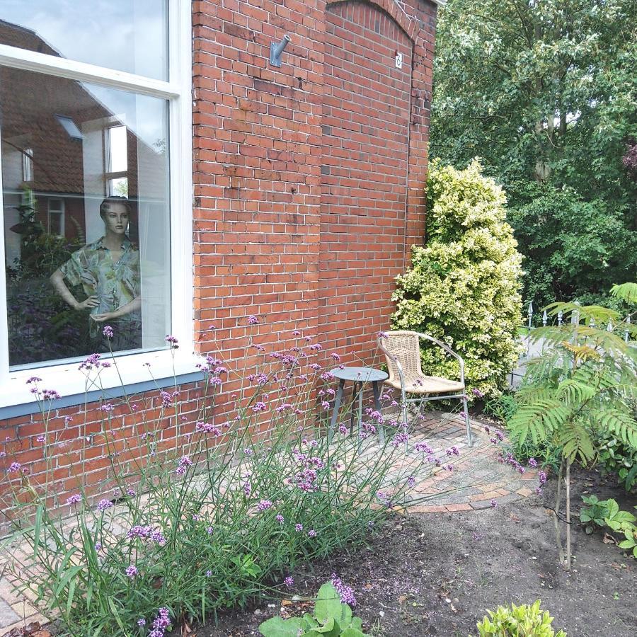 Bed & Breakfast Appartement 'T Haventje Ezinge エクステリア 写真